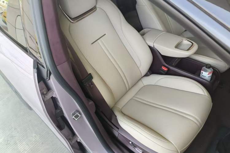 Used Zeekr X 2023 Rear-Drive ME Version 5 Seats Right Front Seat