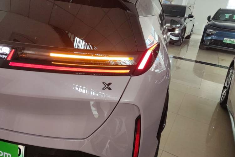 Used Zeekr X 2023 Four-Wheel Drive YOU Edition 4 Seats Right Rear Taillight