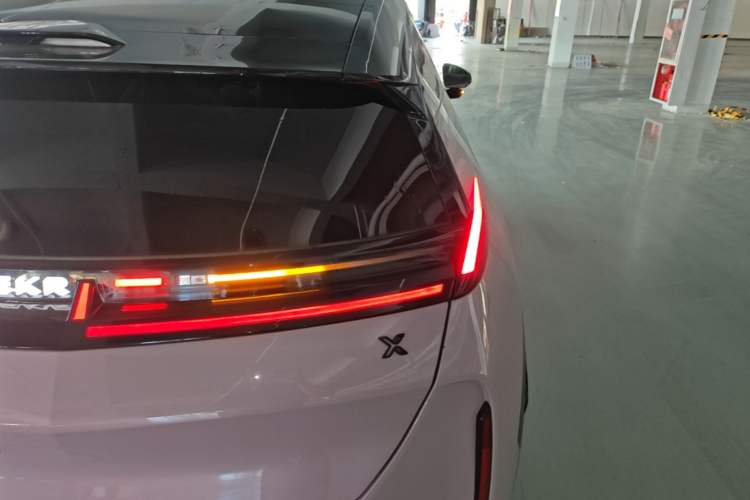Used Zeekr X 2023 Four-Wheel Drive YOU Edition 4 Seats Right Rear Taillight