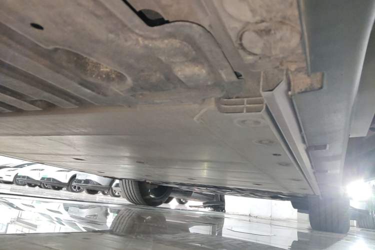 Used Zeekr X 2023 Four-Wheel Drive YOU Edition 4 Seats Right Side Sill