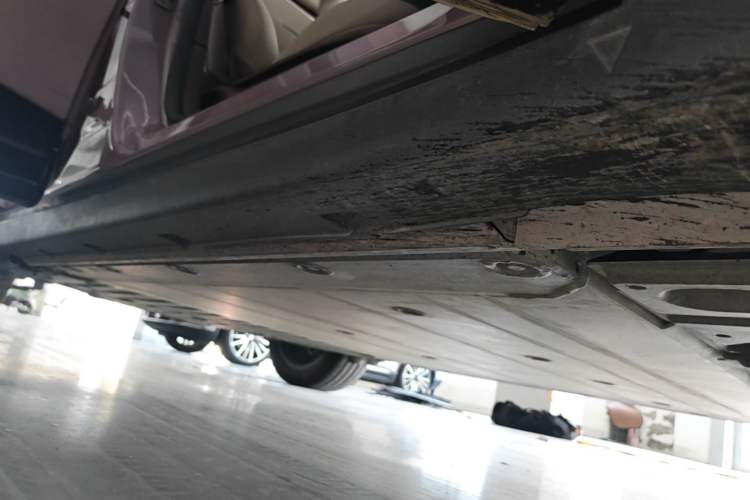 Used Zeekr X 2023 Four-Wheel Drive YOU Edition 4 Seats Right Side Sill