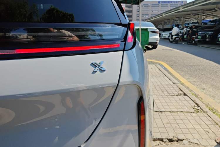 Used Zeekr X 2023 Rear-Drive ME Version 5 Seats Exterior 1
