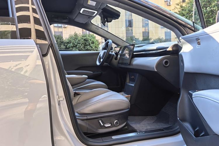 Used Zeekr X 2023 Rear-Drive ME Version 5 Seats Interior 5
