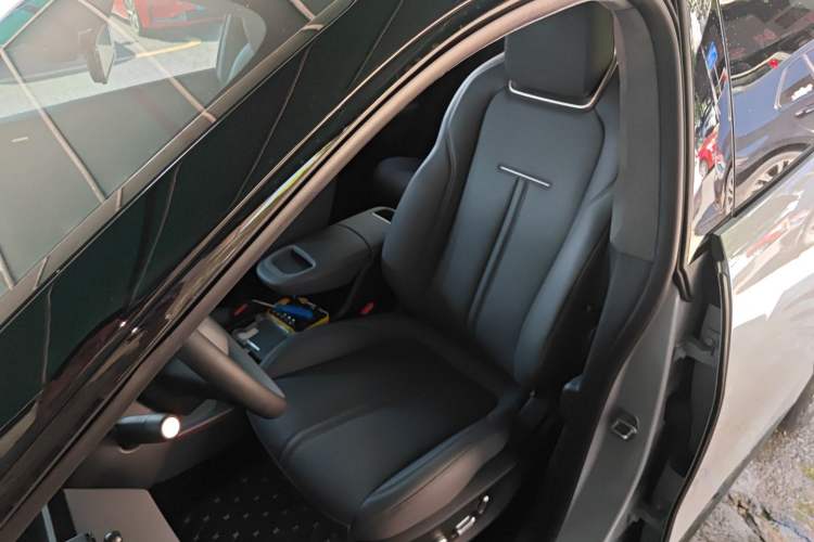 Used Zeekr X 2023 Rear-Drive ME Version 5 Seats Left Front Seat