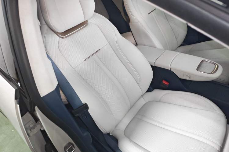 Used Zeekr X 2023 Rear-Drive YOU Edition 4 Seats Right Front Seat