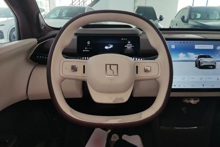 Used Zeekr X 2023 Four-Wheel Drive YOU Edition 4 Seats Steering Wheel