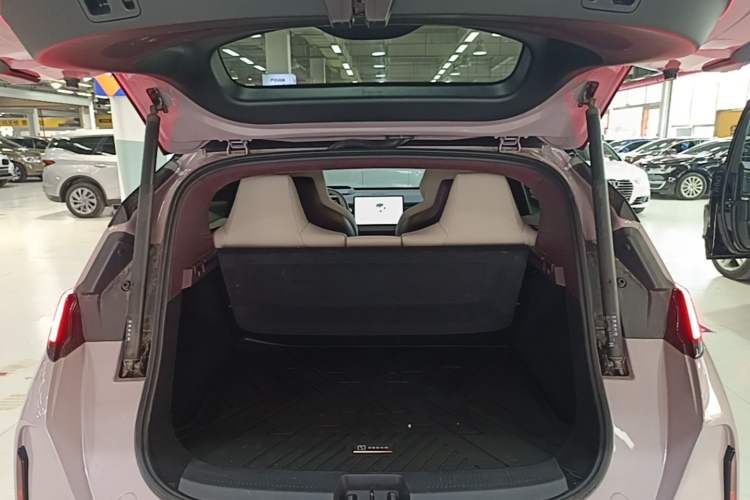 Used Zeekr X 2023 Rear-Drive YOU Edition 4 Seats Trunk