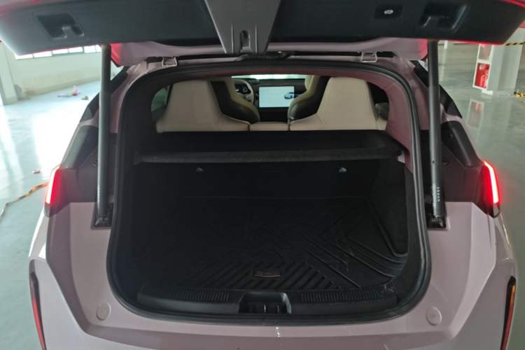 Used Zeekr X 2023 Four-Wheel Drive YOU Edition 4 Seats Trunk