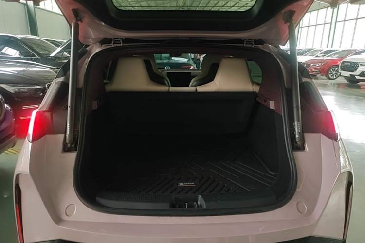 Used Zeekr X 2023 Rear-Drive YOU Edition 4 Seats Trunk