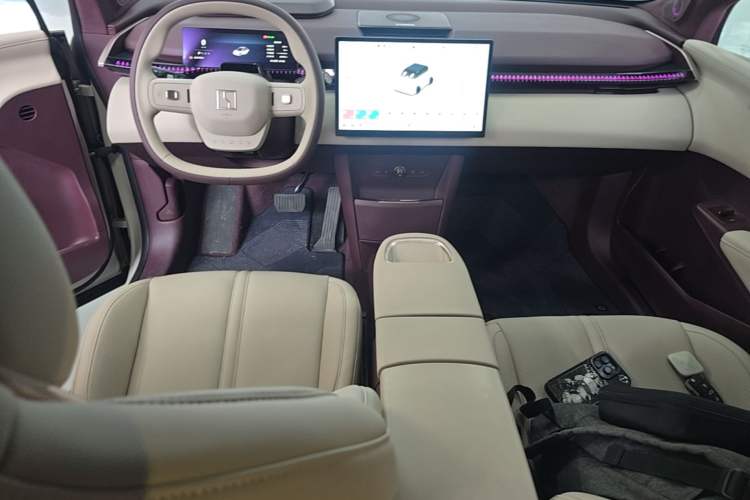 Used Zeekr X 2023 Rear-Drive YOU Edition 4 Seats Center Console