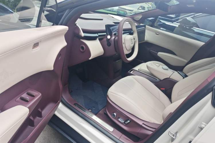 Used Zeekr X 2023 Rear-Drive YOU Edition 4 Seats Driver Seat