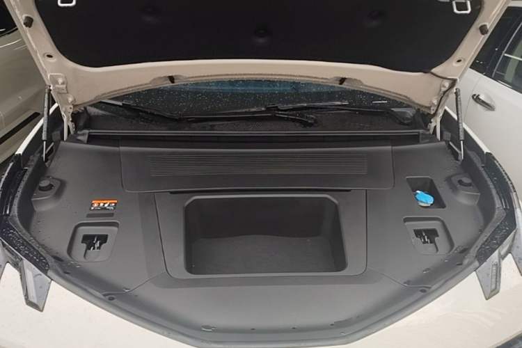 Used Zeekr X 2023 Rear-Drive ME Version 5 Seats Engine Bay