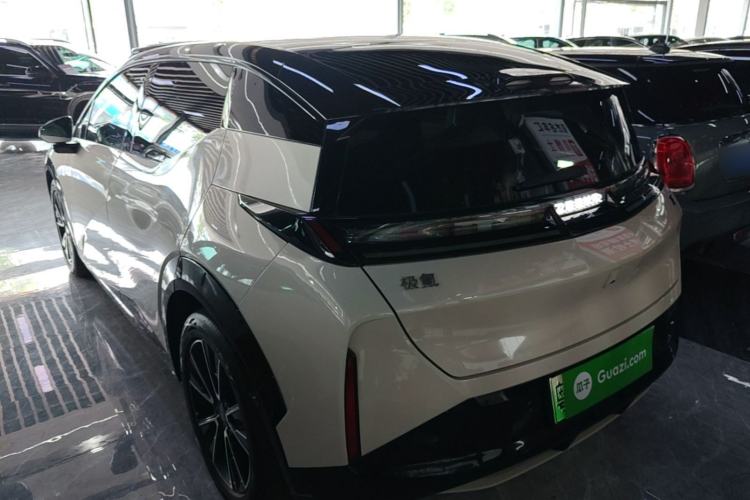 Used Zeekr X 2023 Four-Wheel Drive YOU Edition 4 Seats Exterior 2