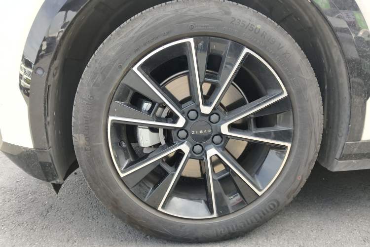 Used Zeekr X 2023 Rear-Drive YOU Edition 4 Seats Exterior 4