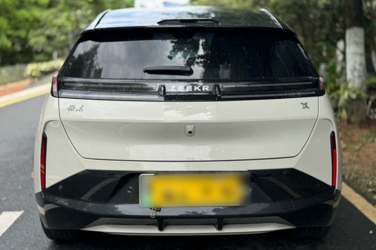 Used Zeekr X 2023 Rear-Drive YOU Edition 4 Seats Exterior 4