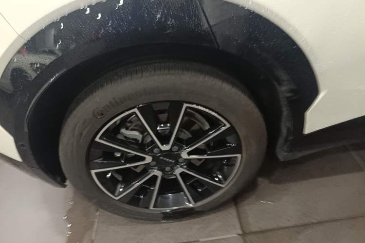 Used Zeekr X 2023 Rear-Drive YOU Edition 4 Seats Exterior 5