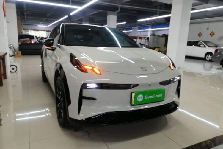 Used Zeekr X 2023 Rear-Drive ME Version 5 Seats Front Right 45 Deg
