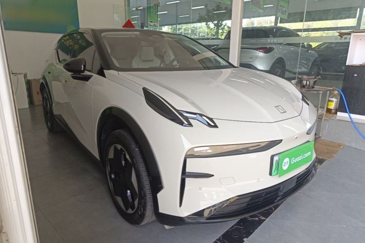Used Zeekr X 2023 Rear-Drive YOU Edition 4 Seats Front Right 45 Deg
