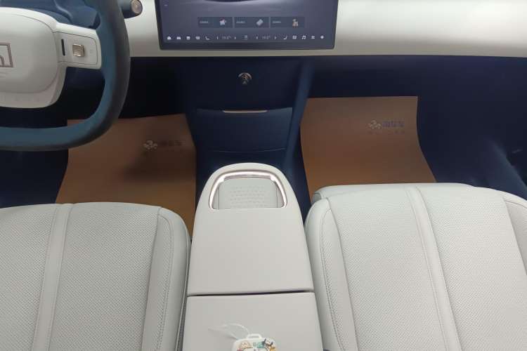 Used Zeekr X 2023 Rear-Drive YOU Edition 4 Seats Gear Lever