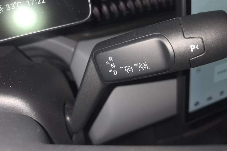 Used Zeekr X 2023 Four-Wheel Drive YOU Edition 4 Seats Gear Lever