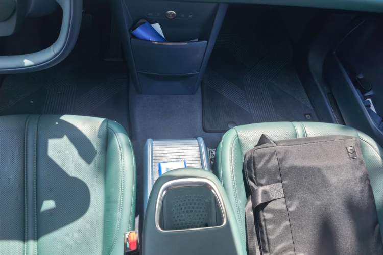 Used Zeekr X 2023 Rear-Drive ME Version 5 Seats Gear Lever