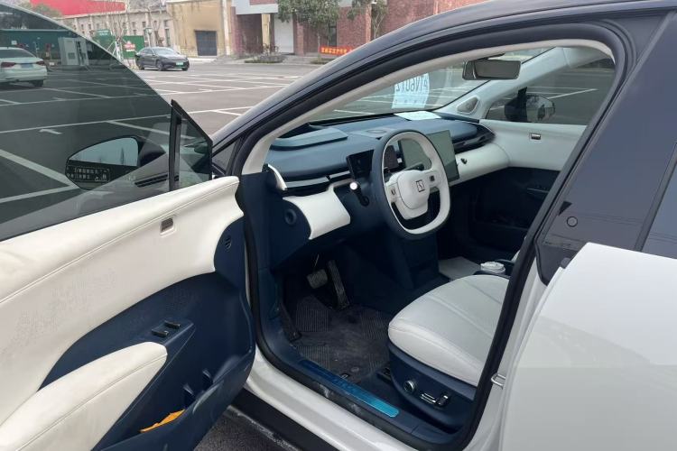Used Zeekr X 2023 Rear-Drive ME Version 5 Seats Interior 2