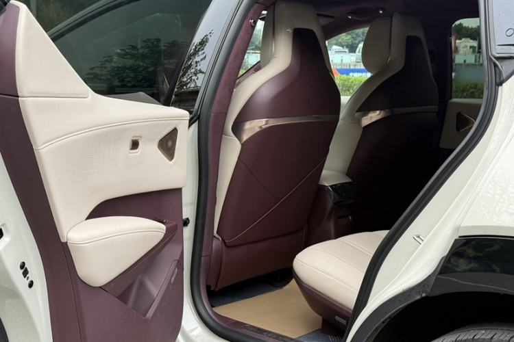 Used Zeekr X 2023 Rear-Drive YOU Edition 4 Seats Interior 3