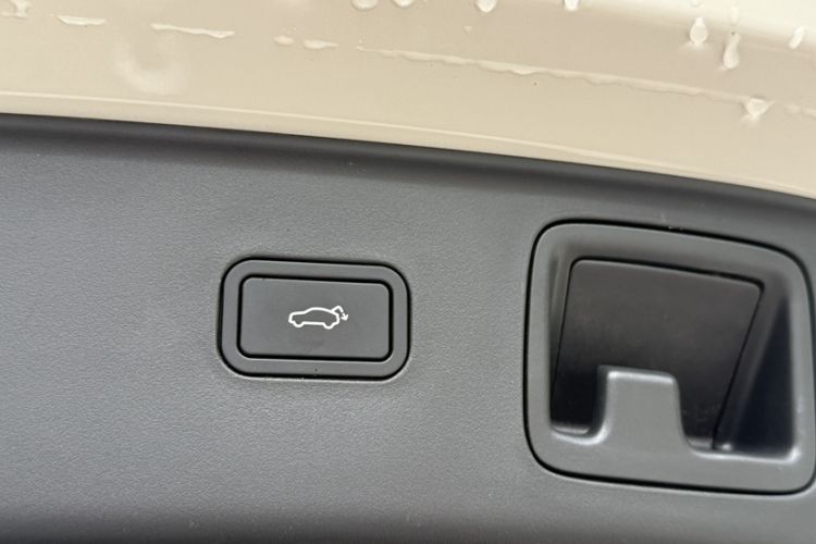 Used Zeekr X 2023 Rear-Drive YOU Edition 4 Seats Interior 8