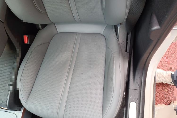 Used Zeekr X 2023 Four-Wheel-Drive YOU Edition 5 Seats Left Front Seat