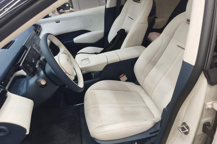 Used Zeekr X 2023 Rear-Drive YOU Edition 4 Seats Left Front Seat