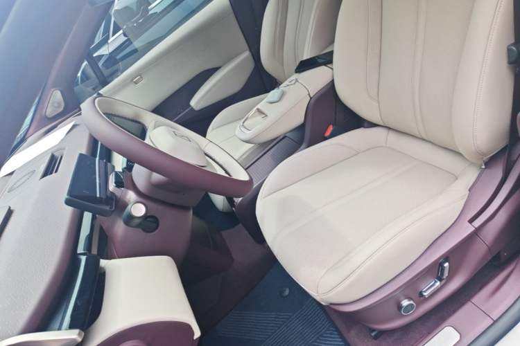 Used Zeekr X 2023 Rear-Drive YOU Edition 4 Seats Left Front Seat