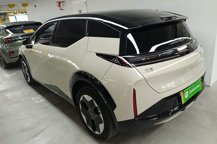 Used Zeekr X 2023 Rear-Drive YOU Edition 4 Seats Rear Left 45 Deg