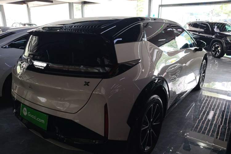 Used Zeekr X 2023 Four-Wheel Drive YOU Edition 4 Seats Rear Right 45 Deg