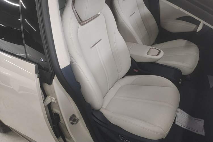 Used Zeekr X 2023 Rear-Drive ME Version 5 Seats Right Front Seat