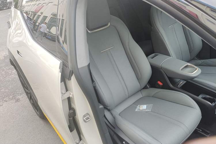 Used Zeekr X 2023 Rear-Drive ME Version 5 Seats Right Front Seat