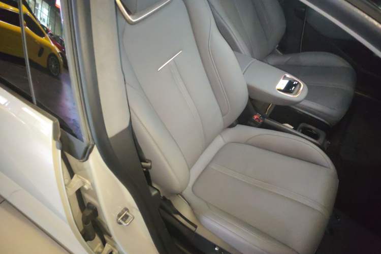 Used Zeekr X 2023 Rear-Drive ME Version 5 Seats Right Front Seat