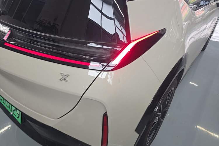 Used Zeekr X 2023 Rear-Drive YOU Edition 4 Seats Right Rear Taillight