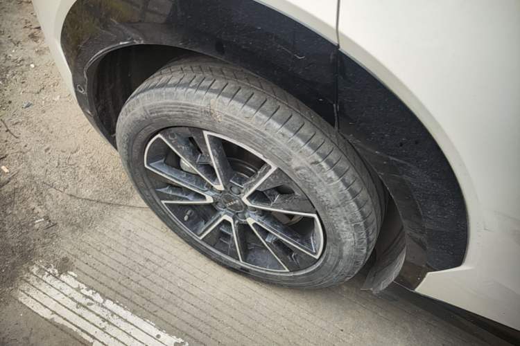Used Zeekr X 2023 Rear-Drive YOU Edition 4 Seats Right Rear Wheel Hub