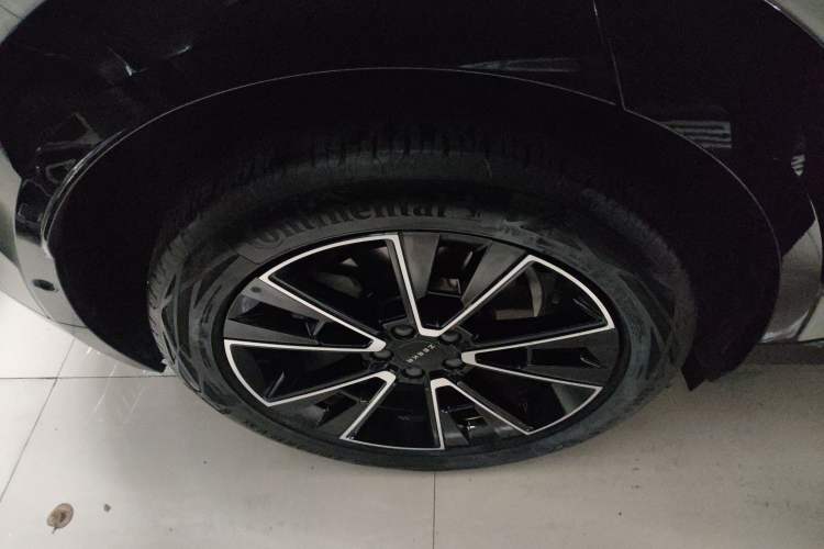 Used Zeekr X 2023 Rear-Drive YOU Edition 4 Seats Right Rear Wheel Hub