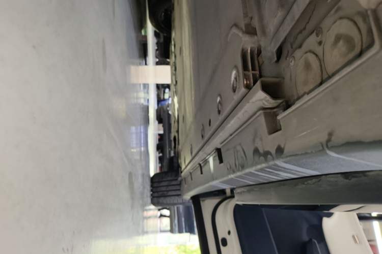 Used Zeekr X 2023 Rear-Drive YOU Edition 4 Seats Right Side Sill