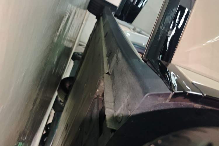 Used Zeekr X 2023 Rear-Drive YOU Edition 4 Seats Right Side Sill
