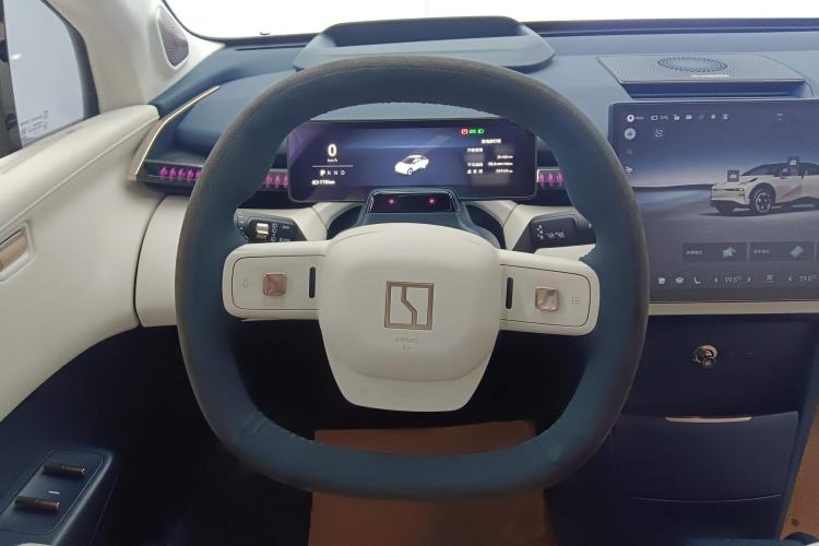 Used Zeekr X 2023 Rear-Drive YOU Edition 4 Seats Steering Wheel