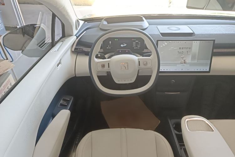Used Zeekr X 2023 Rear-Drive YOU Edition 4 Seats Steering Wheel
