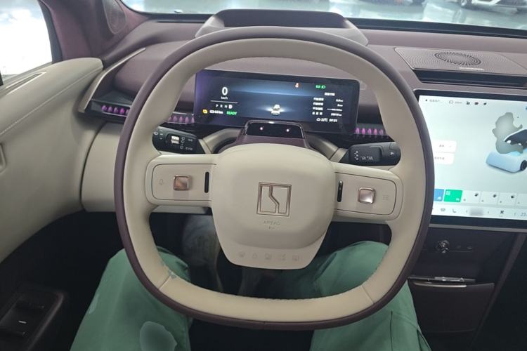Used Zeekr X 2023 Rear-Drive YOU Edition 4 Seats Steering Wheel