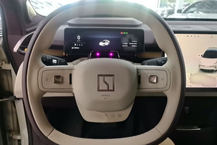 Used Zeekr X 2023 Rear-Drive YOU Edition 4 Seats Steering Wheel