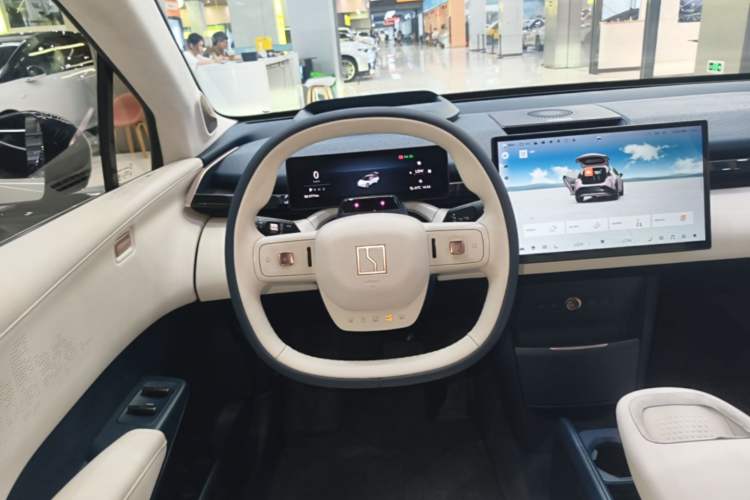 Used Zeekr X 2023 Rear-Drive YOU Edition 4 Seats Steering Wheel