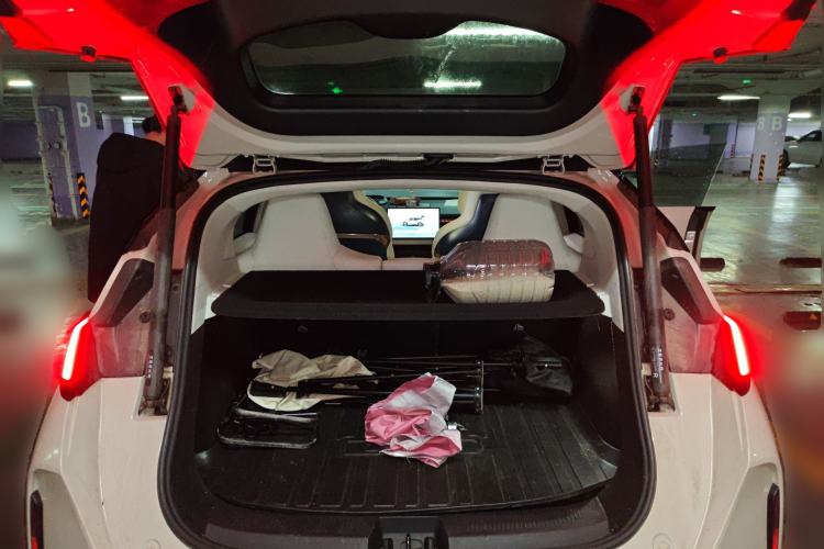 Used Zeekr X 2023 Rear-Drive YOU Edition 4 Seats Trunk