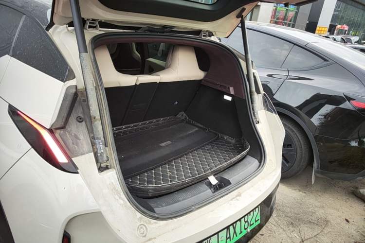 Used Zeekr X 2023 Rear-Drive YOU Edition 4 Seats Trunk