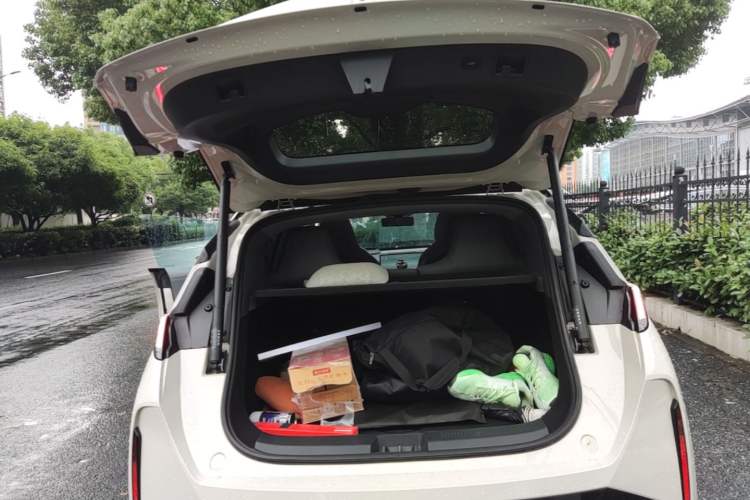 Used Zeekr X 2023 Rear-Drive YOU Edition 4 Seats Trunk