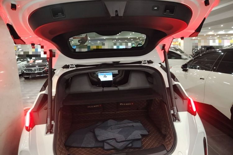 Used Zeekr X 2023 Rear-Drive YOU Edition 4 Seats Trunk